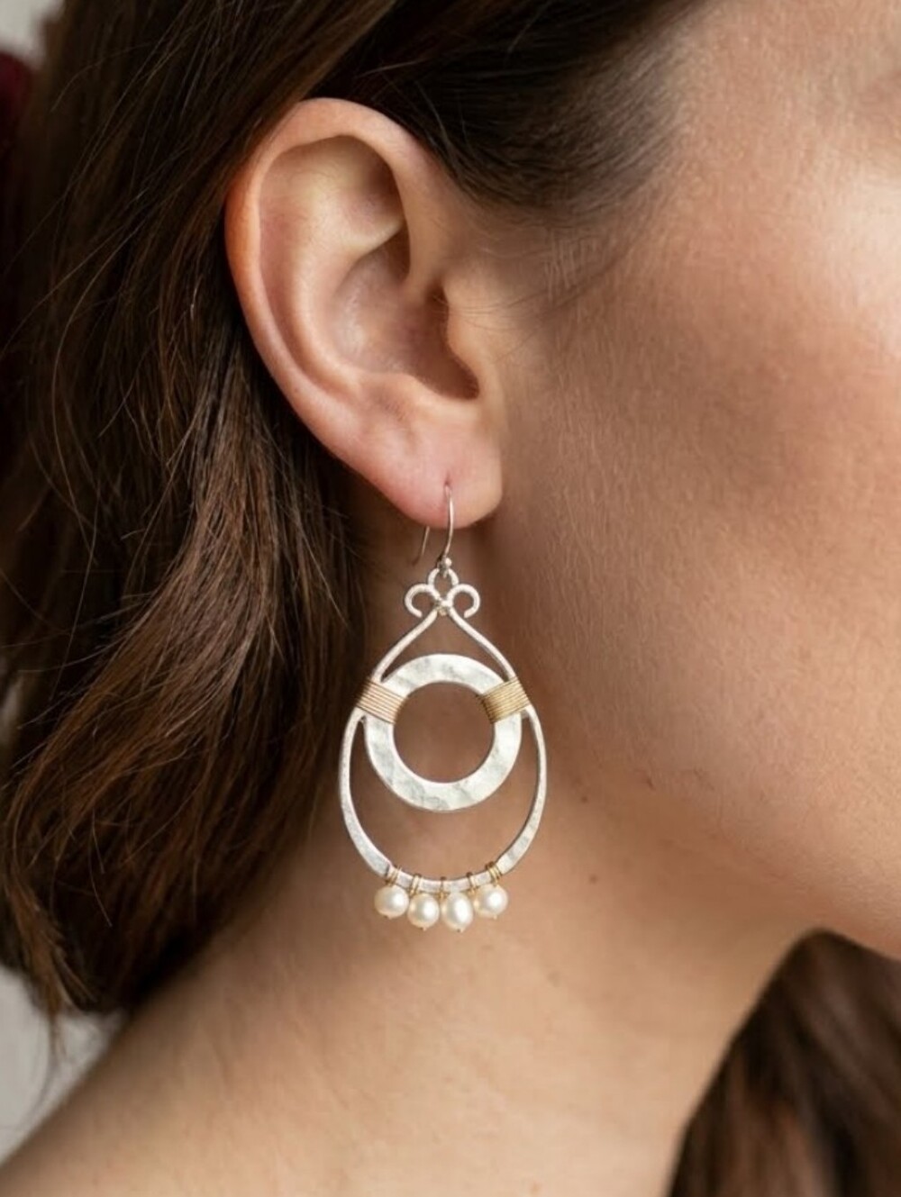 E2585 Silver & Pearl Accent Drop Earrings